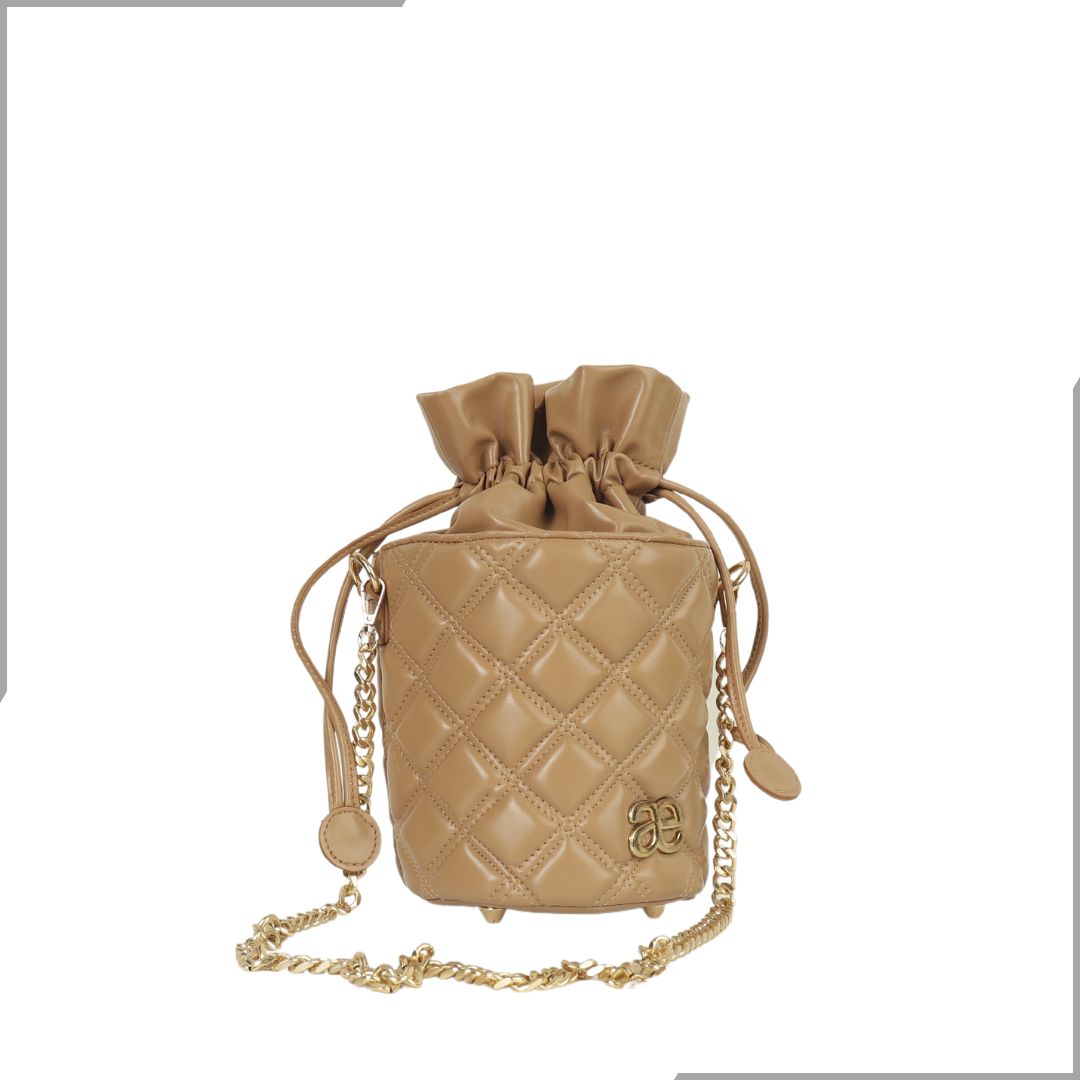 Aegte Quilted Drawstring Potli Bag